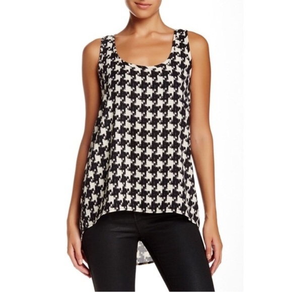 NEW Pleione | Sleeveless Tunic Blouse | Black & White with Red Accents | Small - Picture 10 of 12